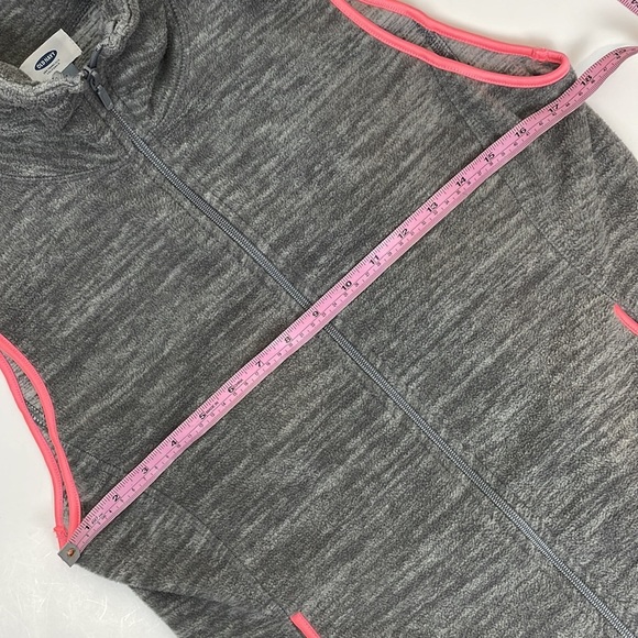 Old Navy || Heather Gray with Coral Pink Trim Vest; Size M - Picture 9 of 11